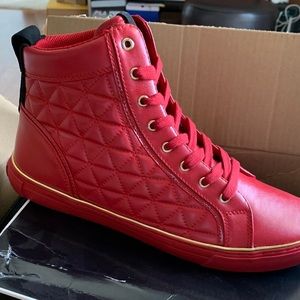 Meet your Posher, Darrell